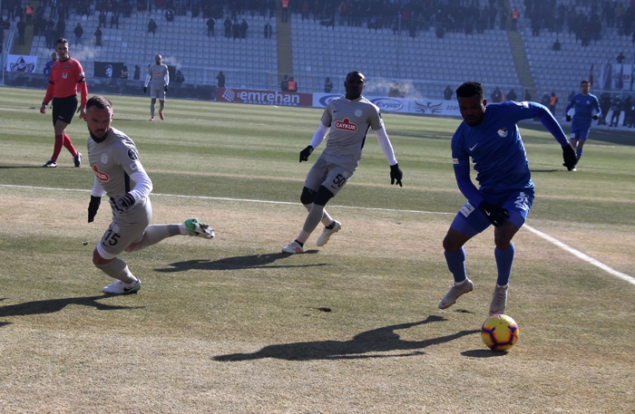 Erzurumspor-Rizespor'a 1-0 mağlup oldu 3