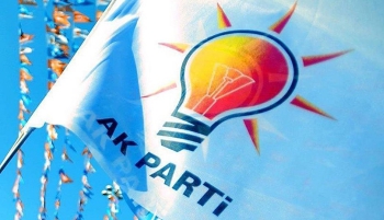 Ak Parti'de meclis üyeleri için 3 aşamalı komisyon