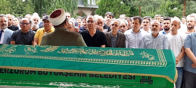 Anne Yılmaz, dualarla on solculuğuna uğurlandı