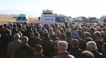 Antalya’da ölü bulunan 4 kişilik aile, Erzurum’da toprağa verildi