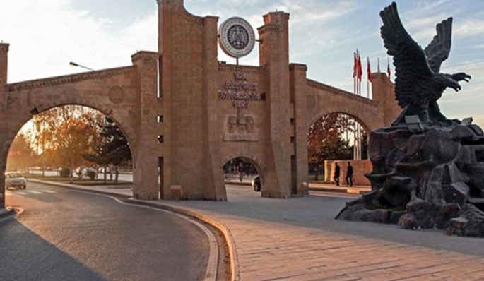 Atatürk Üniversitesi'nde rektörlük heyecanı!