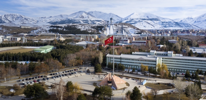 Atatürk Üniversitesi'nde yeni dekan atanaları