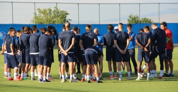 B.B. Erzurumspor, ilk etap kamp dönemini tamamladı