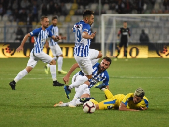 B.B. Erzurumspor 3 puana hasret  : 0-1