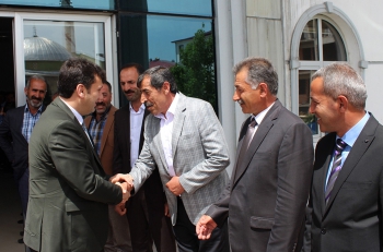 Başkan Yaşar, belediye personeli ile bayramlaştı 