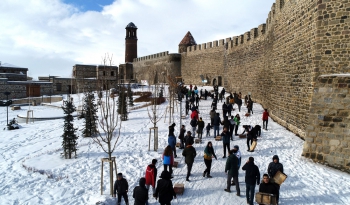 Büyükşehir'den Erzurum’da kızak şenliği