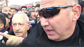 CHP Lideri Kılıçdaroğlu'na şehit cenazesinde saldırı