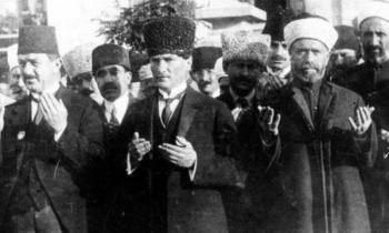 Diyanetin 30 Ağustos hutbesinde Zafer var, kurucusu Atatürk yok!