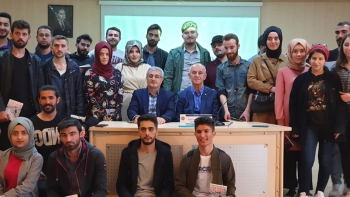 Duayen gazeteci Sabuncuoğlu genç iletişimcilerle buluştu