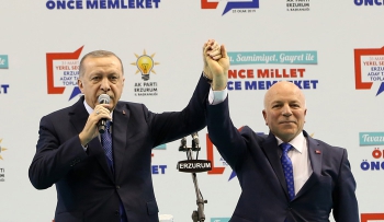 Erdoğan: Sekmen ile uzun yol arkadaşlığımız var