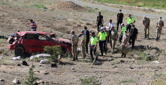 Erzincan'da trafik kazası: 2 ölü, 2 yaralı
