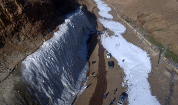 Erzurum'a 20 metrelik dev buz parkı