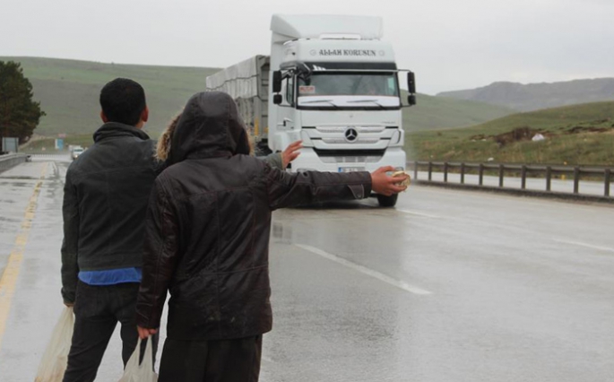 Erzurum-Ağrı karayolunda 'mantarstop' zamanı!