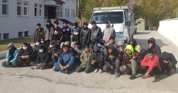 Erzurum'da 41 düzensiz göçmen yakalandı