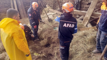 Erzurum’da ahır çöktü: 2 ölü 6 yaralı