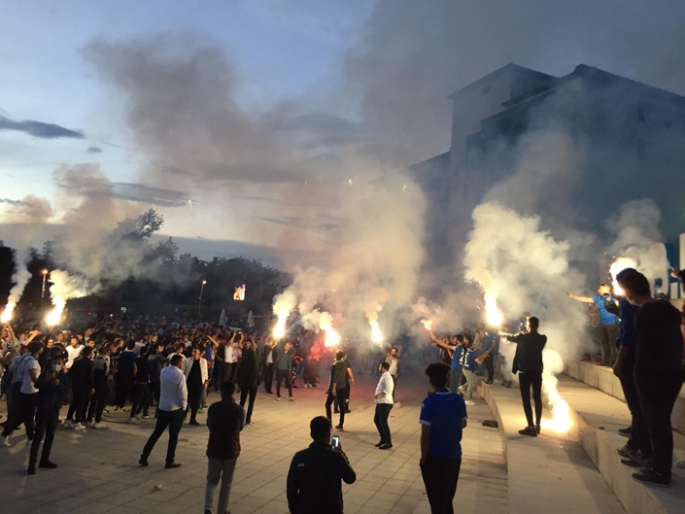 Erzurum'da binler sokağa döküldü