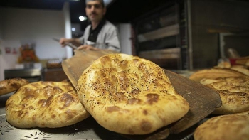 Tepkiler sonuç verdi... Erzurum'da pide fiyatlarında indirim!