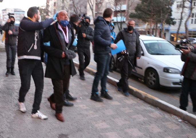 Erzurum'da uyuşturucu tacirlerine şafak operasyonu