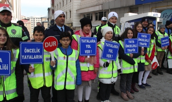 Erzurum'da 'Yaya Öncelikli Trafik' uygulaması yapıldı 