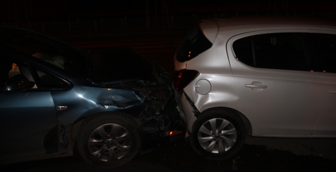 Erzurum'da zincirleme trafik kazası