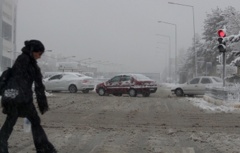 Erzurum güne karla uyandı!
