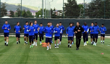  Erzurumspor’da tek hedef galibiyet