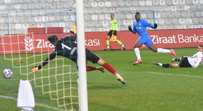 Erzurumspor Karaköprü'yu rahat geçti: 6-2