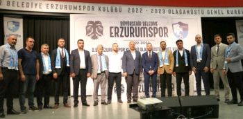 Dadaşların değişim kongresi... Erzurumspor yeni başkanını seçti... 