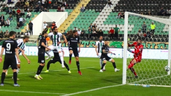 Denizlispor, gol yağdırdı... Dadaş'ın Play-Off'ta ki rakibi belli oldu!