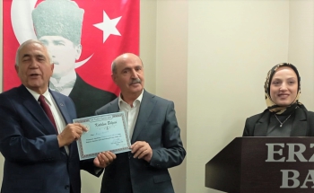 Eğitimci Budak , Aşık Veysel’i  Yunus’a benzetti