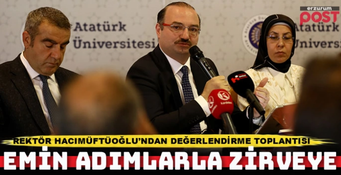 Rektör Hacımüftüoğlu'ndan bir yıllık değerlendirme toplantısı