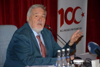 Tarihçi Prof. Dr. İlber Ortaylı Erzurum'da konuştu: Bölünmüşüz!