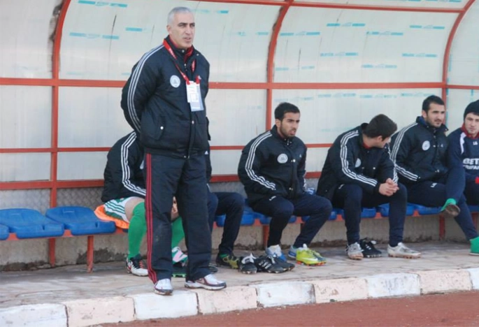 Teknik direktör Murat Yılmaz'ın baba acısı