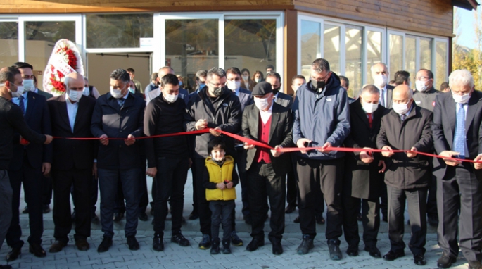 Tortum Şelalesi modern tesislerine kavuştu