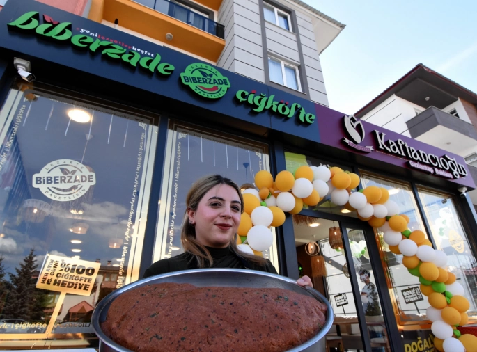 Türk mutfağının lezzeti 'Biberzade Çiğ Köfte' Erzurum'da...