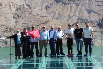 Türkiye’nin en uzun cam terasına ziyaretçi akını