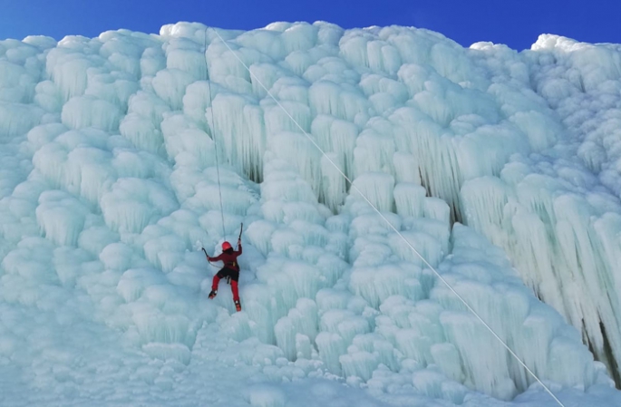 Türkiye’nin tek yapay buz dağı dağcıların gözdesi oldu