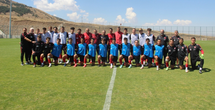 U19 Milli Takımı Erzurum'da hazırlanıyor