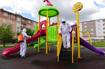 Yakutiye'deki parklar yeniden dezenfekte edildi